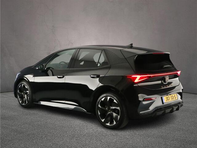 Cupra Born Business Limited 230pk Automaat Adaptive cruise control, Achteruitrijcamera, LED koplampen, Stuurwiel verwarmd, Stoelverwarming, Parkeersensoren, App connect