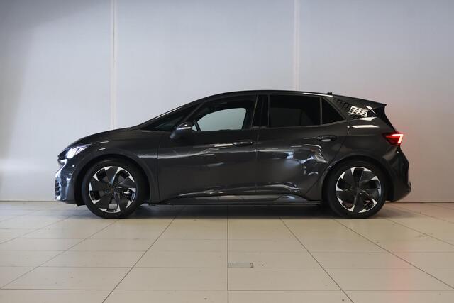 Cupra Born Copper Edition 62 kWh | Camera | Navi | Stoelverwarming | App-Connect |