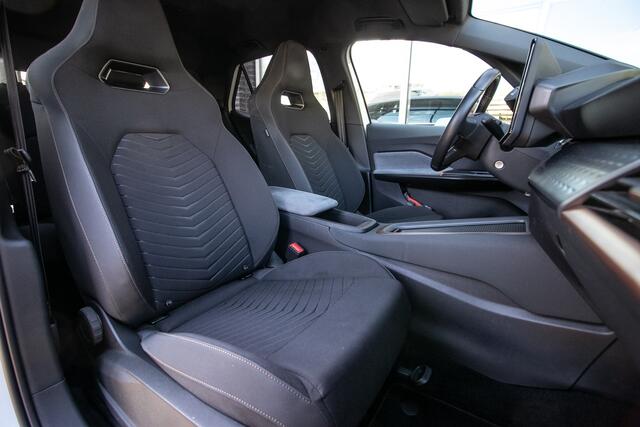 Cupra Born Business Plus 62 kWh | Camera | Adapt Cruise | Android Appple Carplay |