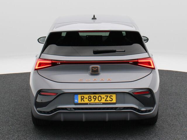 Cupra Born Adrenaline 62 kWh 204 Pk | Stoel/Stuurverwarming | Camera | Adaptive Cruise | Full LED | CarPlay | 19 Inch | 38.957 Km !!