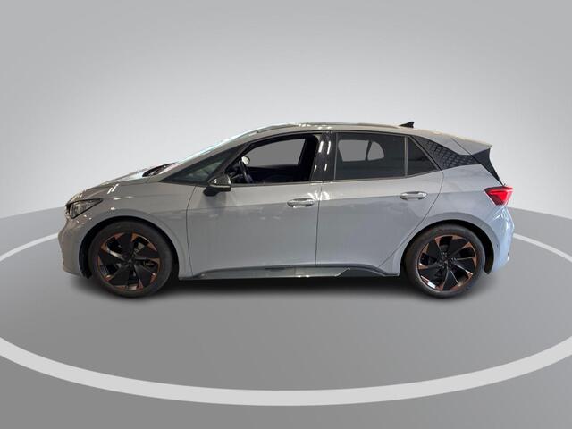 Cupra Born Business One 204pk 62 kWh · SOH 95,8% · Glazendak · Camera · Apple/Android Car Play · Navigatie · P-Sensoren · 19'' Inch ·