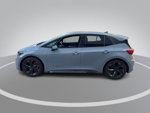 Cupra Born Business 231pk 82 kWh · SOH 94,3% · Camera · Apple/Android Car Play · Navigatie · Dodehoek Detectie · Sfeerverlichting · 19'' Inch ·