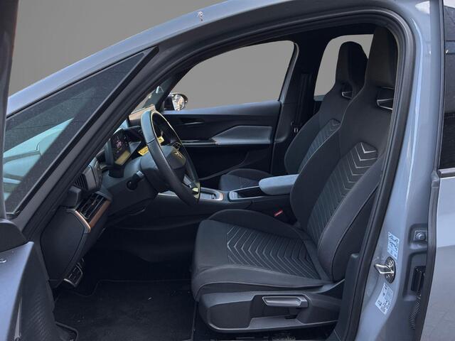 Cupra Born Business 231pk 82 kWh · SOH 94,3% · Camera · Apple/Android Car Play · Navigatie · Dodehoek Detectie · Sfeerverlichting · 19'' Inch ·
