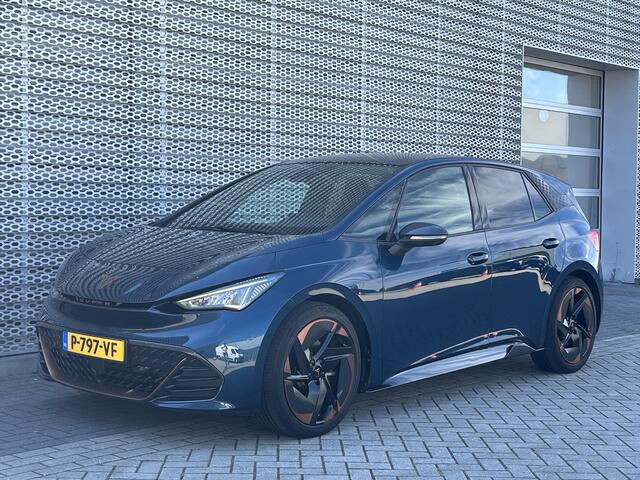 Cupra Born Copper Edition One 62 kWh / Panoramadak / Navigatie / App connect / 360 Camera / Stoel+stuur verwarming / Head-up display /