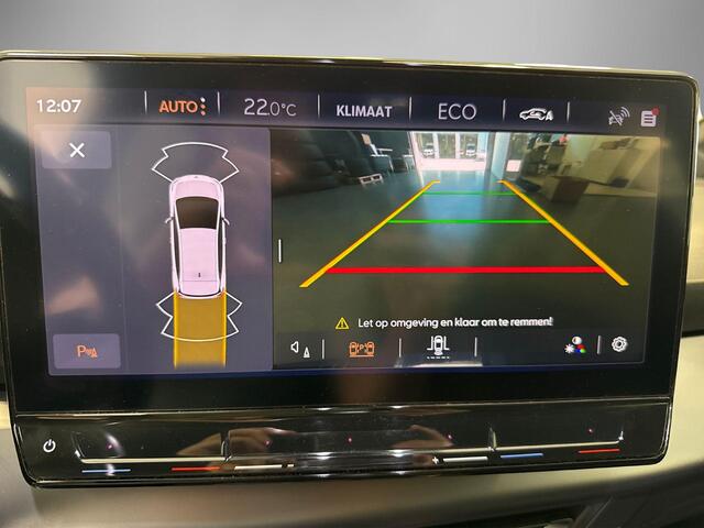 Cupra Born Impulse 62 kWh 204pk · Camera · Keyless · Apple/Android Car Play · ACC · Stuurwielverwarming · Sportstoelen · 18"Velgen ·