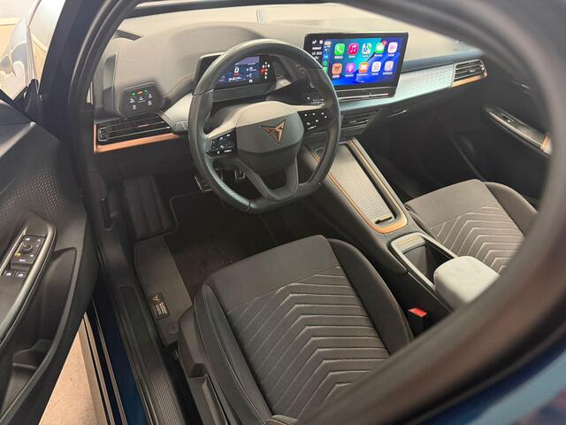 Cupra Born Copper Edition | Camera | Keyless | Adaptive | Stoel/stuurverwarming | Sfeerverlichting |