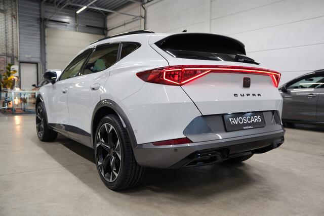 Cupra Formentor 1.5 TSI DSG * Trekhaak - 19" - Camera - ACC - Sfeer - Blind Spot - Keyless *