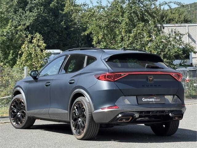 Cupra Formentor 1.4 e-Hybrid VZ Performance Pano ACC Leder Adapt.Demping Sfeerverlichting Wegkl. Trekh. VOL!!!