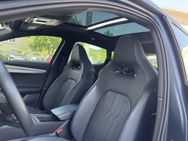 Cupra Formentor 1.4 e-Hybrid VZ Performance Pano ACC Leder Adapt.Demping Sfeerverlichting Wegkl. Trekh. VOL!!!