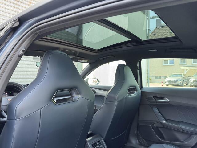 Cupra Formentor 1.4 e-Hybrid VZ Performance Pano ACC Leder Adapt.Demping Sfeerverlichting Wegkl. Trekh. VOL!!!