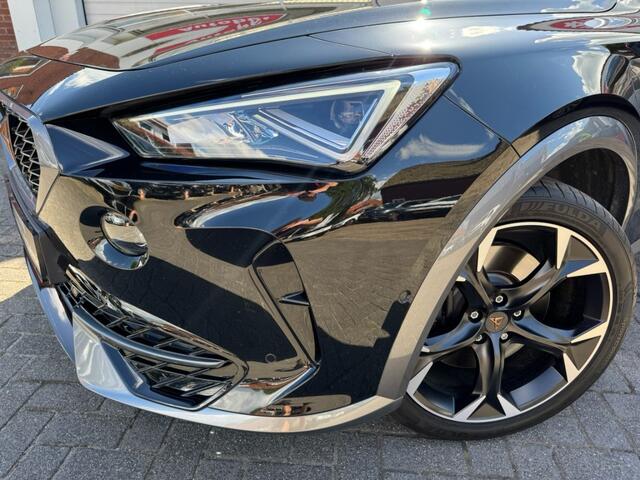 Cupra Formentor 1.4 e-Hybrid VZ Copper Edition Camera ACC Navi