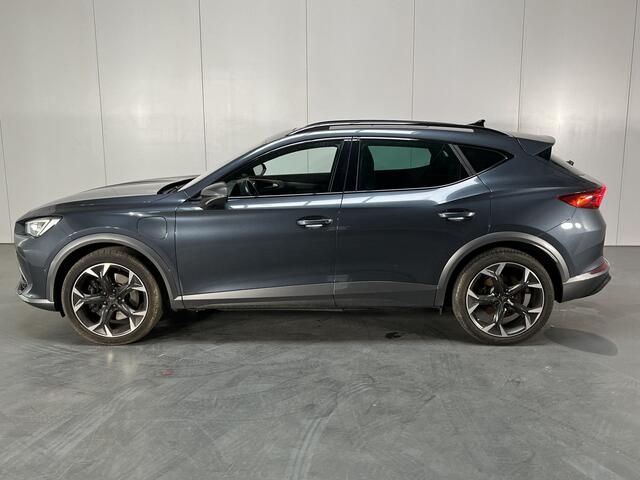 Cupra Formentor 1.4 e-Hybrid Performance / AUTOMAAT/ 245PK/ PANO/ KEYLESS/ ELEKTR. STOELEN/ LED/ NAVI/ FULL LINK/ RIJ-MODI/ PARK. SENSOREN + 360 CAMERA/ STOEL-STUUR VERWARM/ ADAPT. CRUISE/ DAB