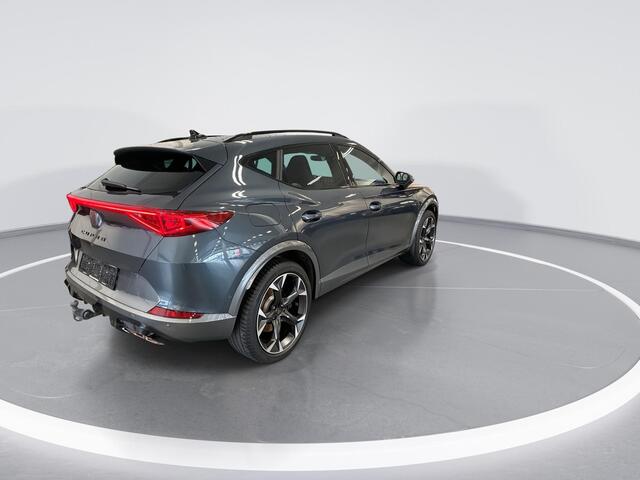 Cupra Formentor 1.4 e-Hybrid VZ 245pk DSG Performance · 360 Camera · Inklapbare Trekhaak · Stuur- & Stoelverwarming · Keyless · Apple/Android Car Play · Elek. Achterklep · Garantie t/m 18-04-2027 of 90.000km
