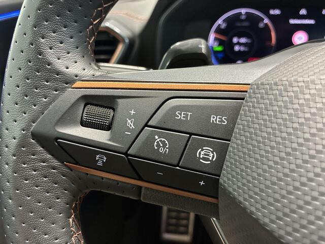 Cupra Formentor 1.4 e-Hybrid VZ 245pk DSG Performance · 360 Camera · Inklapbare Trekhaak · Stuur- & Stoelverwarming · Keyless · Apple/Android Car Play · Elek. Achterklep · Garantie t/m 18-04-2027 of 90.000km