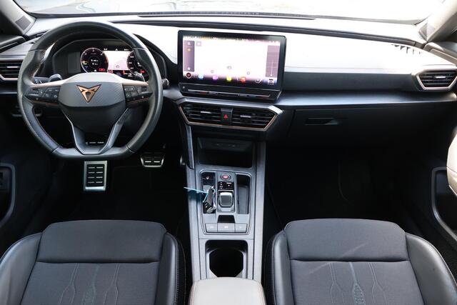 Cupra Formentor VZ Black Edition 1e Eigenaar | BTW | Volledig Dealer Onderh. | Sfeer | Donkere Hemel | Camera | Matrix Led | Keyless | Carplay | Ad Cruise | Stuur+Stoelverwarming | Climate | 1 Laadkabel