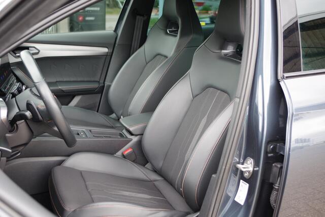 Cupra Formentor 1.4 e-Hybrid 245 PK VZ Performance, Adap. Cruise Control, Kuipstoelen, Sfeerverlichting, LED