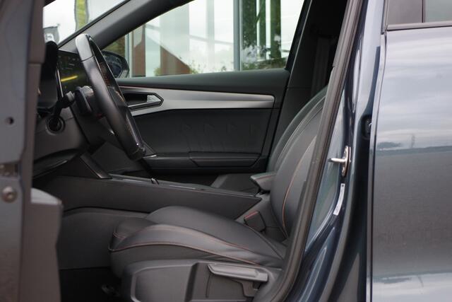 Cupra Formentor 1.4 e-Hybrid 245 PK VZ Performance, Adap. Cruise Control, Kuipstoelen, Sfeerverlichting, LED