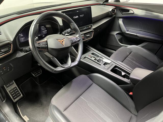 Cupra Formentor 1.4 e-Hybrid VZ Performance / AUTOMAAT/ 245PK/ TREKHAAK/ CAMERA/ PARK. SENSOREN/ DODE HOEK/ LED/ STOEL-STUURVERWARM./ DCC/ KEYLESS/ ADAPT. CRUISE/ FULL LINK/ NAVI/ CLIMA/ DAB/ 19" LMV
