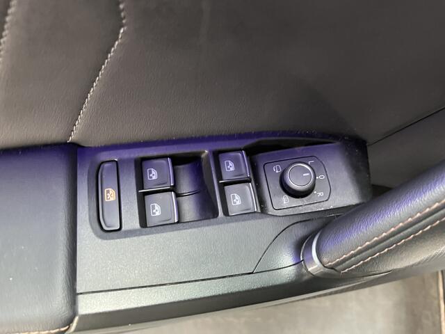 Cupra Formentor 1.4 e-Hybrid VZ Performance / AUTOMAAT/ 245PK/ TREKHAAK/ CAMERA/ PARK. SENSOREN/ DODE HOEK/ LED/ STOEL-STUURVERWARM./ DCC/ KEYLESS/ ADAPT. CRUISE/ FULL LINK/ NAVI/ CLIMA/ DAB/ 19" LMV