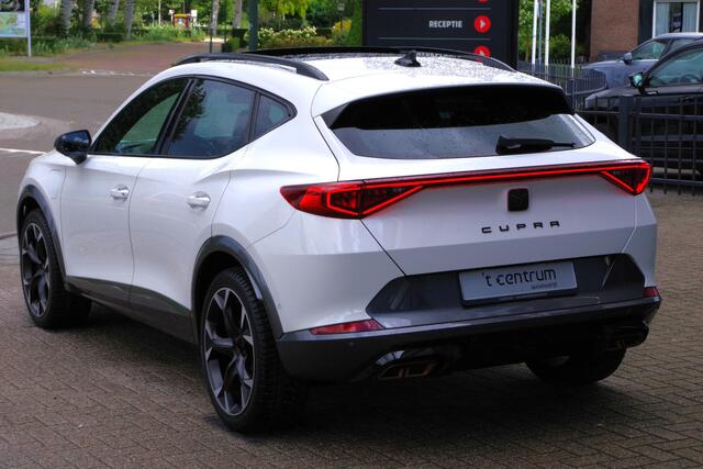 Cupra Formentor 1.4 e-Hybrid VZ Performance 245 PK PHEV, Panoramadak, Adap. Cruise Control, Carplay