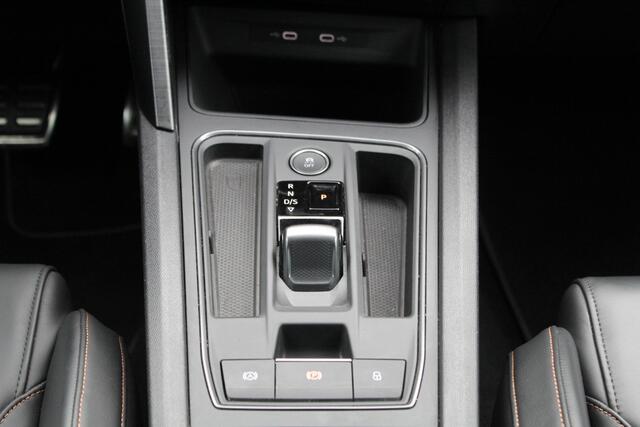 Cupra Formentor 1.4 e-Hybrid 245Pk VZ Performance | Grey Matte lak | Carbon seats | Trekhaak