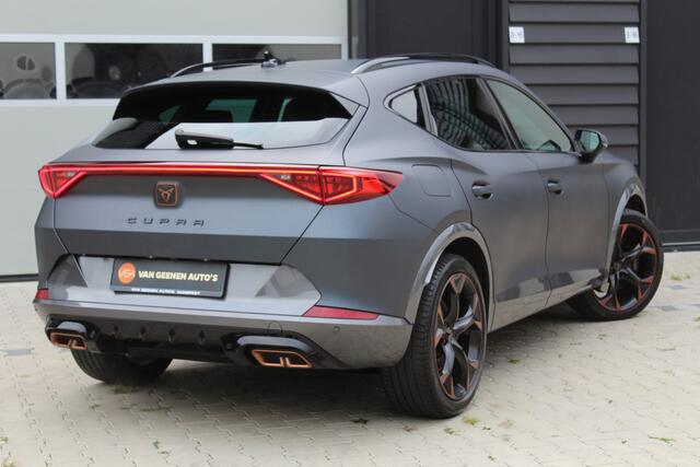 Cupra Formentor 1.4 e-Hybrid 245Pk VZ Performance | Grey Matte lak | Carbon seats | Trekhaak
