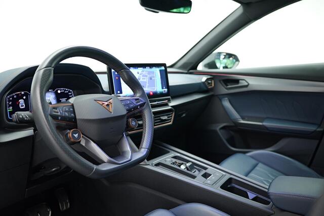 Cupra Formentor 1.4 e-Hybrid VZ Performance |Pano|360 Camera|Ambient|Dodehoek|Draadloos Laden|