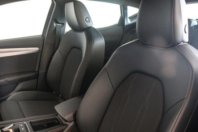 Cupra Formentor Business 1.5 TSI eHybrid 204pk DSG Automaat Adaptive cruise control, LED matrix koplampen, Stuurwiel verwarmd, Elektrische achterklep, Achteruitrijcamera, Stoelverwarming, Parkeersensoren