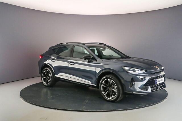 Cupra Formentor Business 1.5 TSI eHybrid 204pk DSG Automaat Adaptive cruise control, LED matrix koplampen, Stuurwiel verwarmd, Elektrische achterklep, Achteruitrijcamera, Stoelverwarming, Parkeersensoren