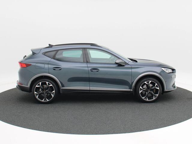 Cupra Formentor 1.4 e-Hybrid VZ 245 Pk Automaat Performance | Full LED | 19 Inch | 360 Camera | Navigatie | Winterpakket | Trekhaak | Copper Seats | 28.228 Km!!