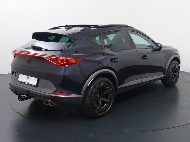 Cupra Formentor 1.4 e-Hybrid VZ Copper Edition | 245 PK | SoH 97% | Panoramadak | Trekhaak wegklapbaar | Climate control | Adaptive cruise control |