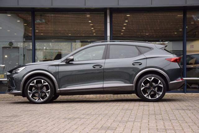 Cupra Formentor 1.4 e-Hybrid Performance | Org. NL | BOVAG Garantie | Trekhaak | Panoramadak | Camera | Stoeverwarming | Full LED | Virtual Cockpit | 19'' Velgen | AppleCarplay/AndroidAuto |