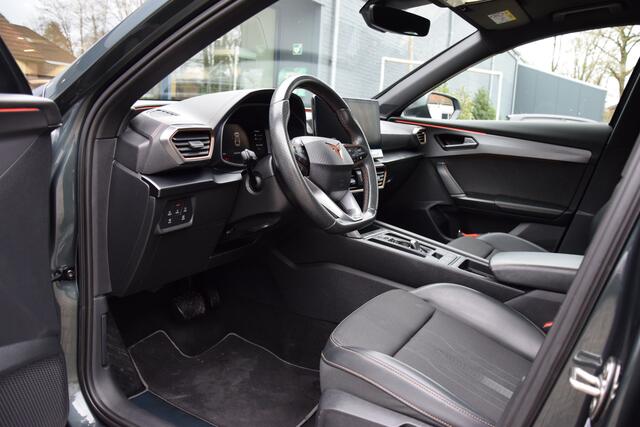 Cupra Formentor 1.4 e-Hybrid Performance | Org. NL | BOVAG Garantie | Trekhaak | Panoramadak | Camera | Stoeverwarming | Full LED | Virtual Cockpit | 19'' Velgen | AppleCarplay/AndroidAuto |