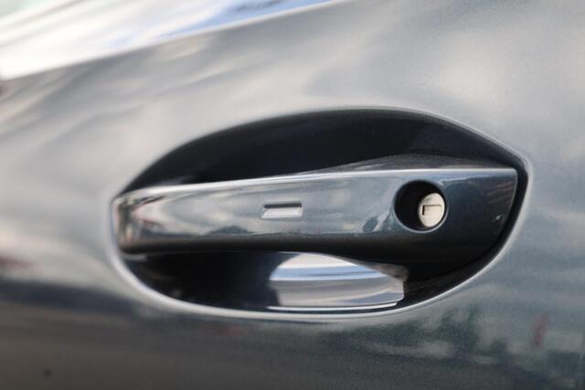 Cupra Formentor 1.4 TSI e-Hybrid Essential 204PK / 150kW, Achteruitrijcamera, adaptieve cruise control (acc), multifunctioneel verwarmbaar stuurwiel, winterpakket, 18'' LMV, getinte ruiten achter, parkeersensoren voor + achter, full LED koplampen DECEMBERDEAL