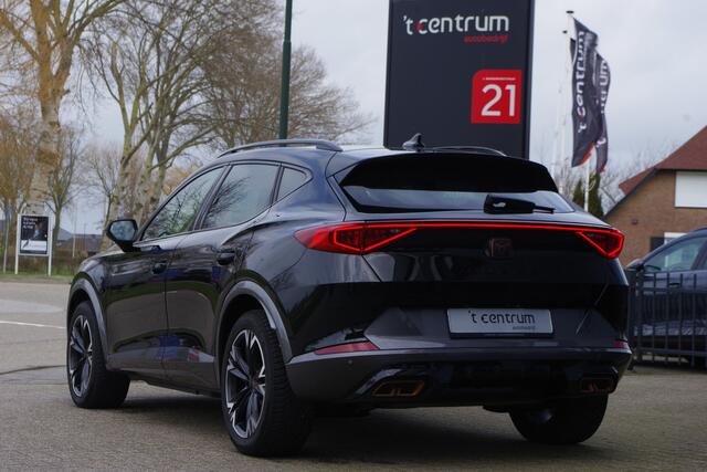 Cupra Formentor 1.4 e-Hybrid 204 PK Adrenaline PHEV, Adap. Cruise Control, Camera, LED, Winterpakket