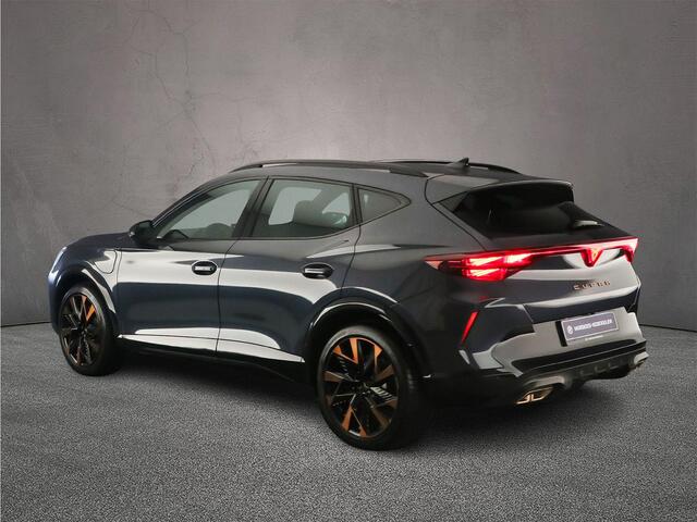 Cupra Formentor VZ Performance 1.5 TSI eHybrid 272pk DSG Automaat Adaptive cruise control, Sennheiser audio, Achteruitrijcamera, LED matrix koplampen, Elektrische achterklep