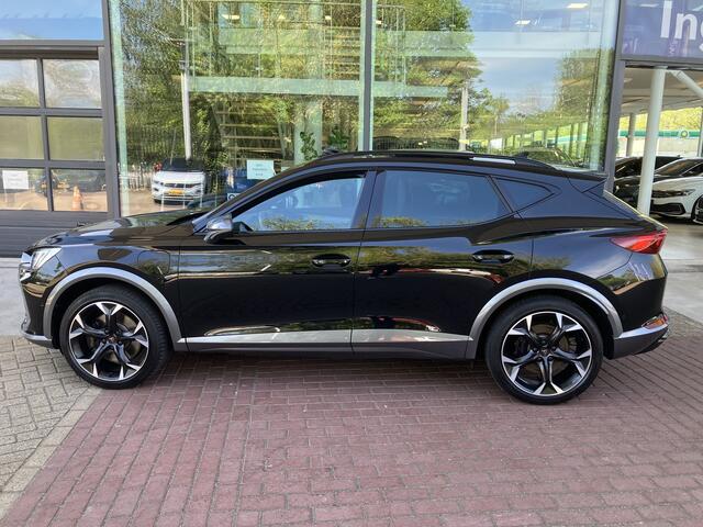 Cupra Formentor 1.4 e-Hybrid VZ Performance Memory Seat / 19 inch / Panorama dak / Supersport stuurwiel / Zwenkbare trekhaak / 360 graden camera