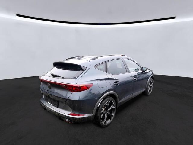 Cupra Formentor 1.4 TSI eHybrid 245pk PHEV VZ Performance / Trekhaak / 360 Camera / Safe & Driving XL