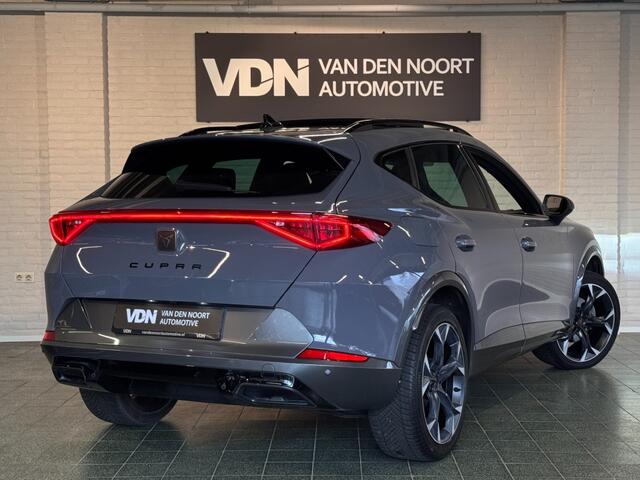 Cupra Formentor 1.5 TSI VZ Pano Beats Leder Kuipstoel Trekhaak Memory 19''