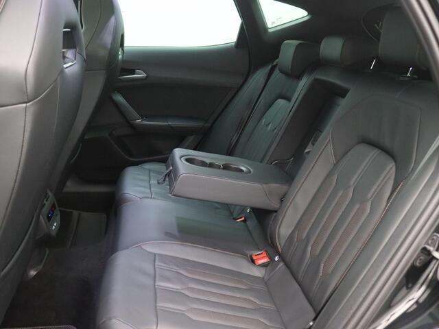 Cupra Formentor 1.4 e-Hybrid VZ Performance 245PK DSG Pano-Schuifdak, Trekhaak, Keyless, Leder, Memorystoel, Elektr. Achterklep, Side Assist, 19" LM Velgen, Navi, 360gr. Camera