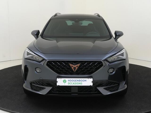 Cupra Formentor 1.4 e-Hybrid VZ Performance | SoH 100% | Parkeerassistent | Dodehoek detectie | Cupra mode | Stoel- en stuurwielverwarming | Achteruitrijcamera | Sfeerverlichting | Navigatie |