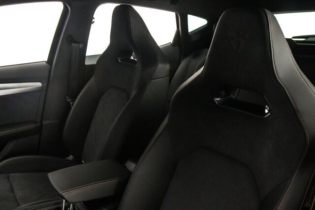 Cupra Formentor VZ Performance 1.5 TSI eHybrid 272pk DSG Automaat Adaptive cruise control, LED matrix koplampen, Sennheiser audio, Achteruitrijcamera, Elektrische achterklep