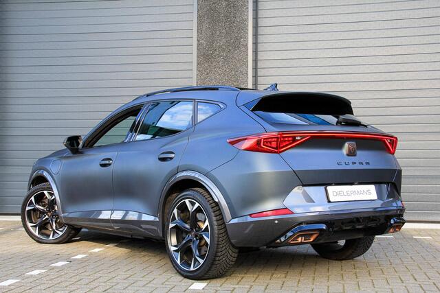 Cupra Formentor VZ 245PK DSG | Magnetic Tech Matt | Copper | Panoramadak | Groot display | Elektrische trekhaak!