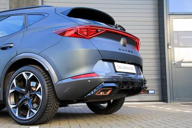 Cupra Formentor VZ 245PK DSG | Magnetic Tech Matt | Copper | Panoramadak | Groot display | Elektrische trekhaak!