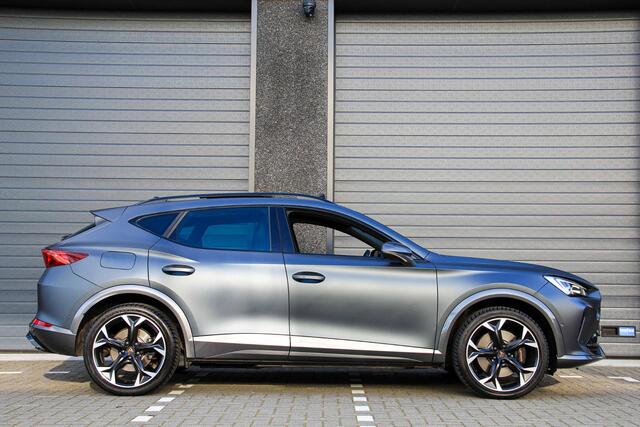 Cupra Formentor VZ 245PK DSG | Magnetic Tech Matt | Copper | Panoramadak | Groot display | Elektrische trekhaak!