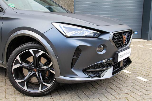 Cupra Formentor VZ 245PK DSG | Magnetic Tech Matt | Copper | Panoramadak | Groot display | Elektrische trekhaak!