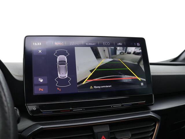 Cupra Formentor 1.4 TSI 204pk DSG e-Hybrid Essential Limited · Panoramadak · Camera · Apple/Android Car Play · Stuurwielverwarming · Keyless · Sfeerverlichting ·