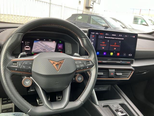 Cupra Formentor 1.4e-Hybrid 180kW/245PK VZ · Panoramadak · Leder · Trekhaak · Camera · Apple/Android Car Play · Elektrische stoelverstelling ·