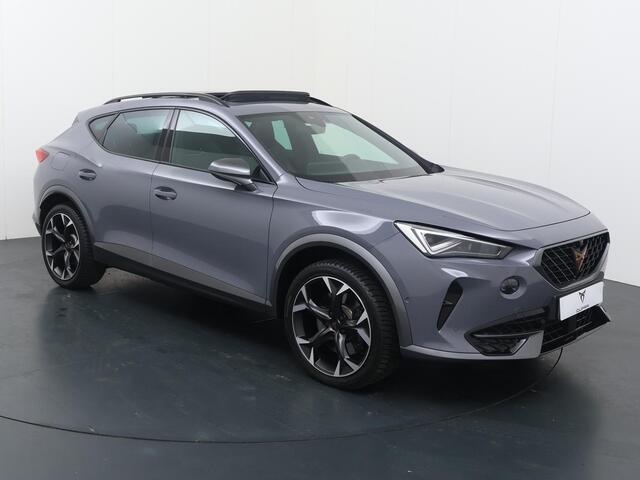 Cupra Formentor 1.4 e-Hybrid VZ Copper Edition | 245 PK | SoH 97% | Trekhaak | Panoramadak | Lederen bekleding | Matrix LED koplampen | Area view 360 graden |