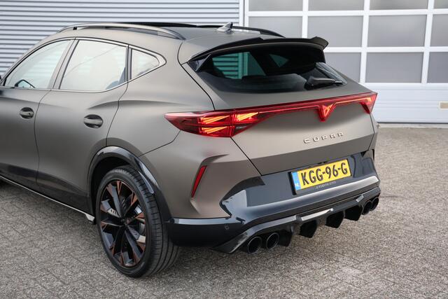 Cupra Formentor 1.5 TSI e-Hybrid VZ Extreme 272PK Pano|Sabelt|Sennheizer|Maxton|Brembo